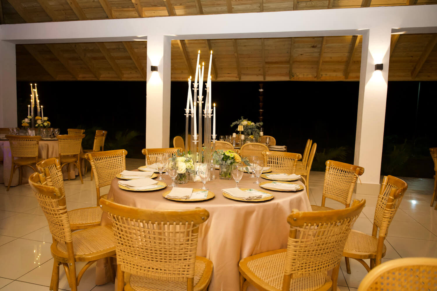 salon de eventos en santiago rodriguez 3
